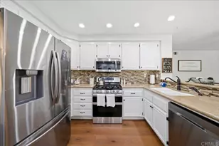 24570 New Haven Dr, Murrieta, CA 92562 - Photo 8