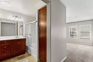 3140 Trinity Bay Pl, San Diego, CA 92110 - Photo 12