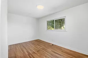 932 Stratford Dr, Encinitas, CA 92024 - Photo 16