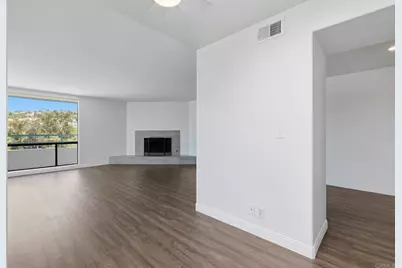 2558 Navarra Drive #E, Carlsbad, CA 92009 - Photo 12
