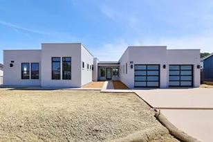 417 Bell Rnch Rd, Solana Beach, CA 92075 - Photo 2