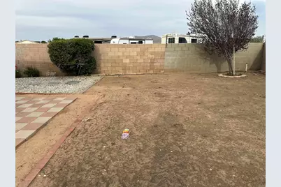 22241 Nisqually Road #Spc 67, Apple Valley, CA 92308 - Photo 18