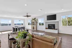 1858 Avocado Rd, Oceanside, CA 92054 - Photo 8