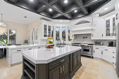 6998 Rancho La Cima, Rancho Santa Fe, CA 92067 - Photo 10