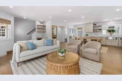 185 Juniper Avenue, Carlsbad, CA 92008 - Photo 1