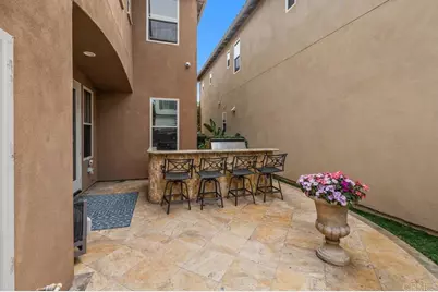 2882 W Porter Road, San Diego, CA 92106 - Photo 32