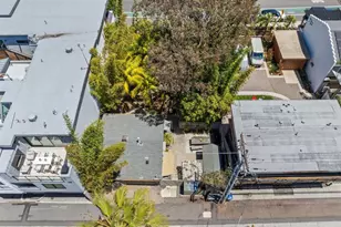 748 N Coast Hwy 101, Encinitas, CA 92024 - Photo 2