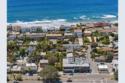 748 N Coast Highway 101, Encinitas, CA 92024 - Photo 40