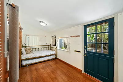 748 N Coast Highway 101, Encinitas, CA 92024 - Photo 16