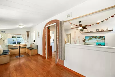 748 N Coast Highway 101, Encinitas, CA 92024 - Photo 14