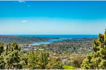 7133 Obelisco Circle, Carlsbad, CA 92009 - Photo 4