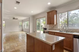 7225 Caribou Ct, San Diego, CA 92129 - Photo 10