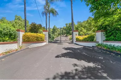 14048 San Pasqual Valley Road, Escondido, CA 92027 - Photo 2
