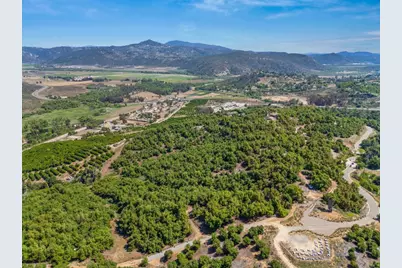 14038 San Pasqual Valley Road, Escondido, CA 92027 - Photo 36
