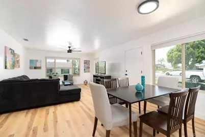 1025 Plover Way, Oceanside, CA 92057 - Photo 4