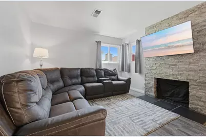 958 Marlin Drive, Vista, CA 92084 - Photo 4