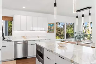 371 Longden Ln, Solana Beach, CA 92075 - Photo 2