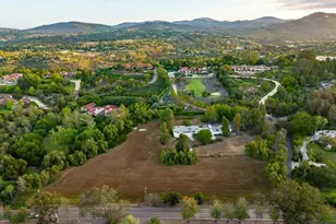 18244 Paseo Victoria, Rancho Santa Fe, CA 92067 - Photo 14