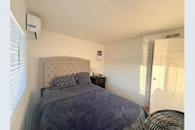 400 N Melrose Dr #22, Vista, CA 92083 - Photo 8