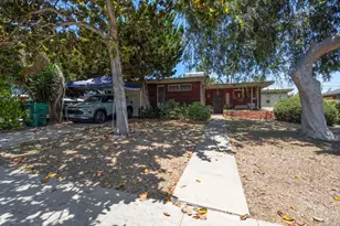 3752 Poe St, San Diego, CA 92107 - Photo 2