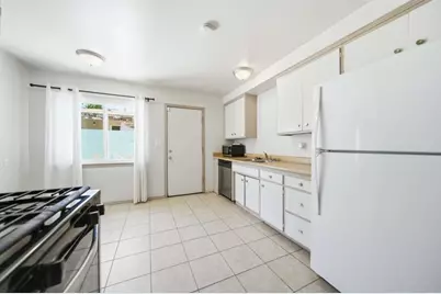 43740 Heaton Avenue, Lancaster, CA 93534 - Photo 6