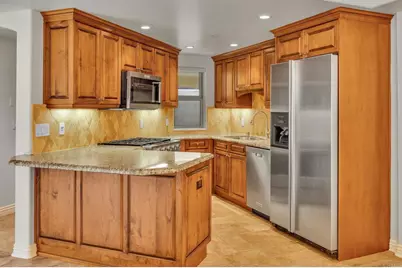 7575 Eads Avenue #206, La Jolla, CA 92037 - Photo 6