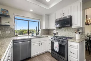 532 Jobe Hill Dr, Vista, CA 92081 - Photo 4