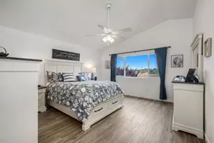 532 Jobe Hill Dr, Vista, CA 92081 - Photo 8