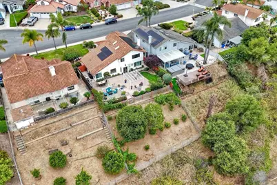 532 Jobe Hill Drive, Vista, CA 92081 - Photo 10
