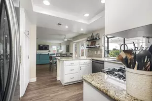 532 Jobe Hill Dr, Vista, CA 92081 - Photo 18