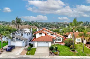 532 Jobe Hill Dr, Vista, CA 92081 - Photo 2