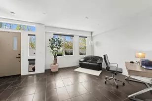 2563 State St, Carlsbad, CA 92008 - Photo 12