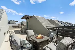2563 State St, Carlsbad, CA 92008 - Photo 32