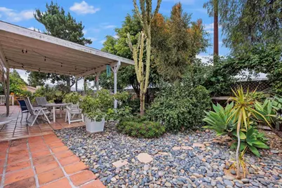 2084 Meadowlark Circle, San Marcos, CA 92078 - Photo 10