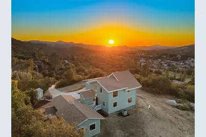 14621 Woods Valley Road, Valley Center, CA 92082 - Photo 2
