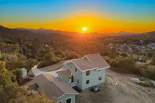 14621 Woods Valley Rd, Valley Center, CA 92082 - Photo 2