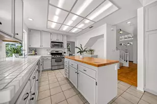 12144 Carrollton Square, San Diego, CA 92128 - Photo 14