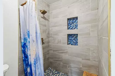 2836 Hillsboro Court, Carlsbad, CA 92010 - Photo 18