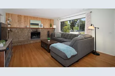 1687 S Citrus, Escondido, CA 92027 - Photo 2
