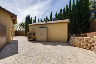 1025 Monterey Vista Way, Encinitas, CA 92024 - Photo 48