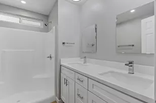 718 Sycamore Ave, Vista, CA 92083 - Photo 16