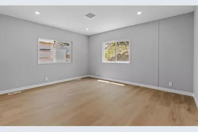 718 Sycamore Avenue #181, Vista, CA 92083 - Photo 12