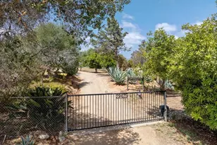 28425 Thundernut Ln, Valley Center, CA 92082 - Photo 2
