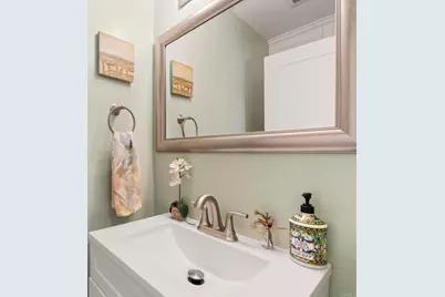 1240 Evergreen Dr, Cardiff by the Sea, CA 92007 - Photo 18