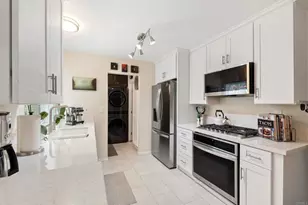 1240 Evergreen Dr, Cardiff by the Sea, CA 92007 - Photo 12