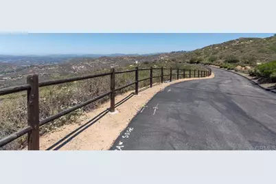 18055 Sunset Point Road, Poway, CA 92064 - Photo 20