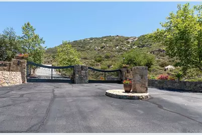 18055 Sunset Point Road, Poway, CA 92064 - Photo 1