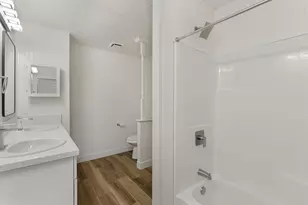 2130 Sunset Dr, Vista, CA 92081 - Photo 18