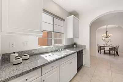 623 Calle Vibrante, Palm Desert, CA 92211 - Photo 6