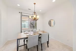 623 Calle Vibrante, Palm Desert, CA 92211 - Photo 10